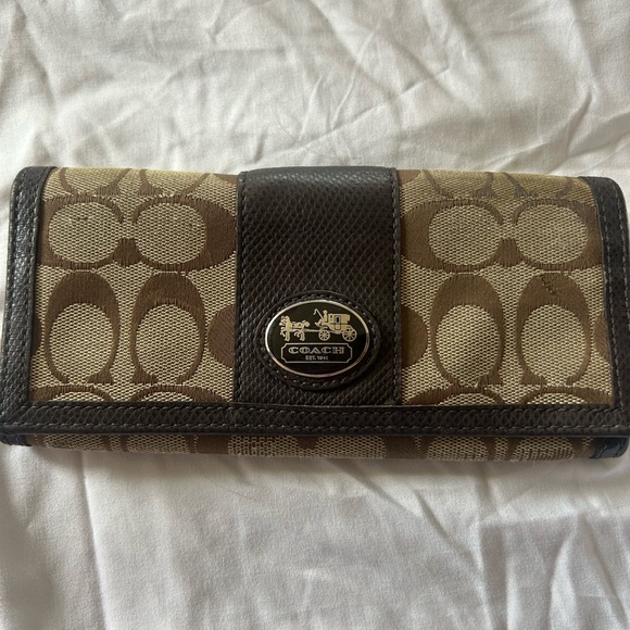 Coach Handbags - Coach Signature Canvas Wallet